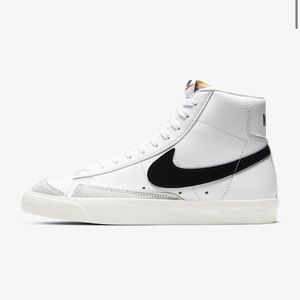 Nike Blazer Mid ‘77